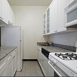 Primary Photo - 95 Horatio St