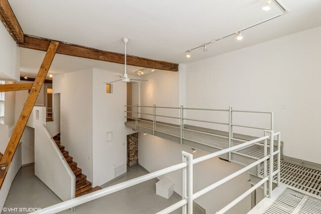 Foto del edificio - 726 W 18th St