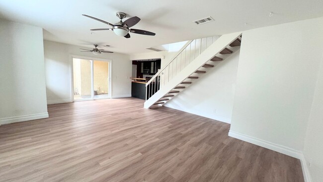 Foto del edificio - Fully Remodeled 3 bed/2.5 bath in Poway