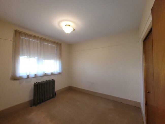 Foto del edificio - 114 Freeport Rd