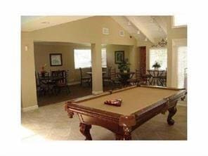 Foto del edificio - 801 Lyons Rd