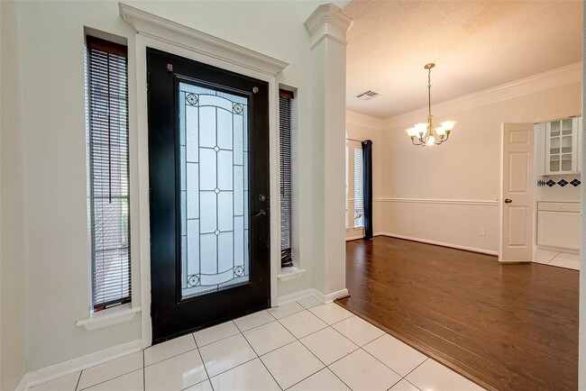 Building Photo - 7410 Greatwood Grove Dr