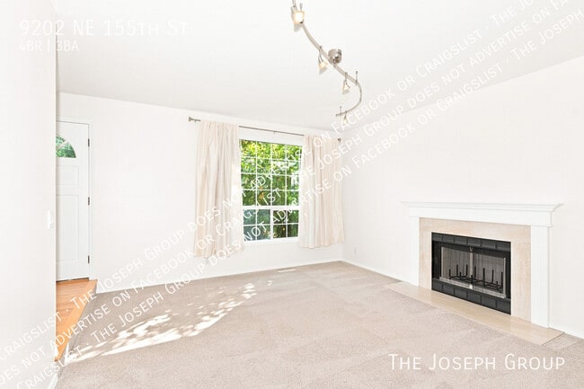 Building Photo - 9202 NE 155th St