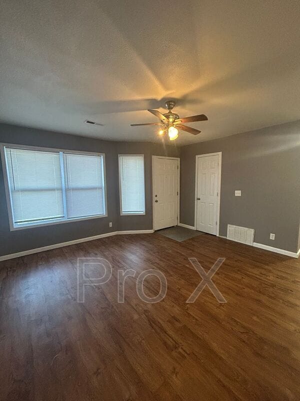 Foto del edificio - 405 Park St