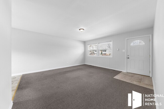 Foto del edificio - 716 Blackhawk Dr