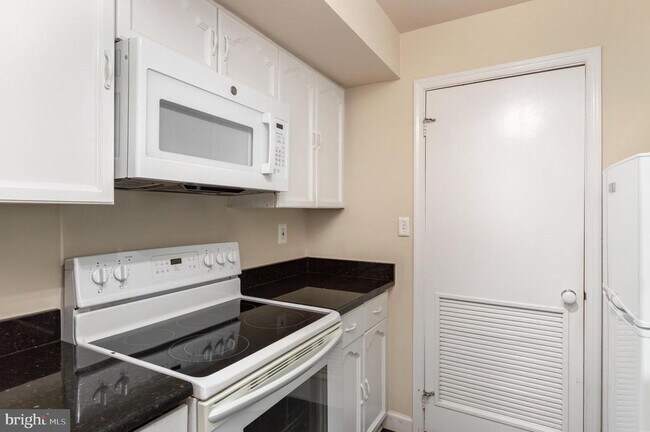 Foto del edificio - 2823 S Wakefield St