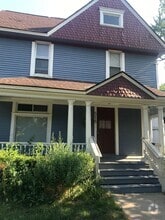 Building Photo - 518 Washtenaw Ave