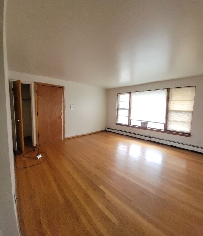 74 E 138th St Unit F3, Riverdale, IL 60827 Condo for Rent in