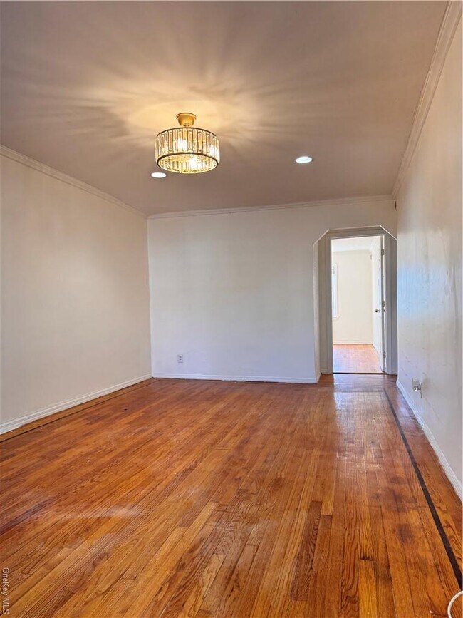 Foto del edificio - 2830 Sampson Ave