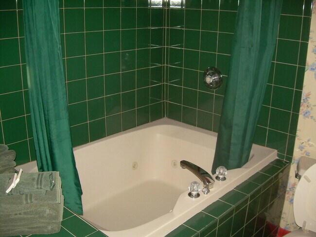 Foto del edificio - 305 Oregon Ave