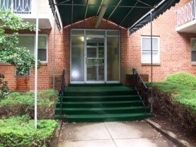 Building C Entrance - 1600 Church Rd Apartment