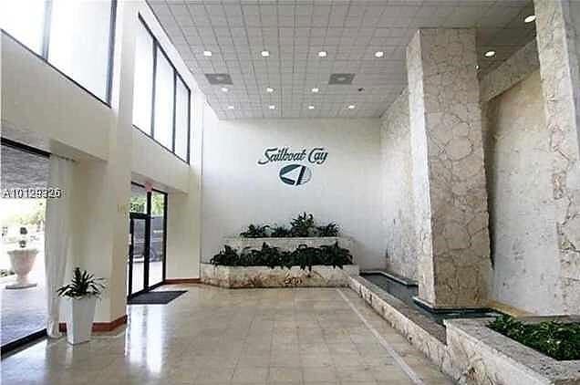 Foto del edificio - 13499 Biscayne Blvd