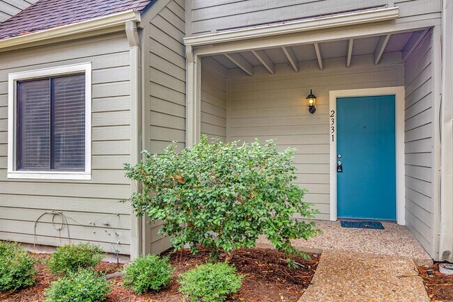 Foto del edificio - 2331 Briarwest Blvd