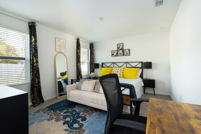 Building Photo - 17 Evermore Ct