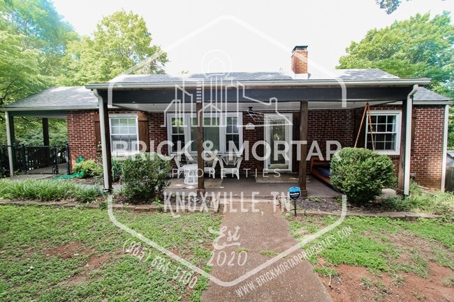 Photo - 503 Busbee Road House