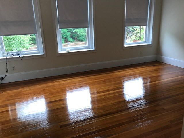 Foto del edificio - 1575 Beacon St
