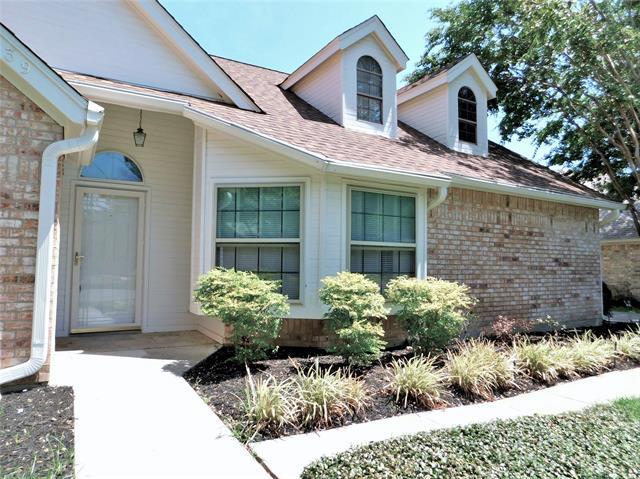 Foto del edificio - 1539 Pickwick Ln