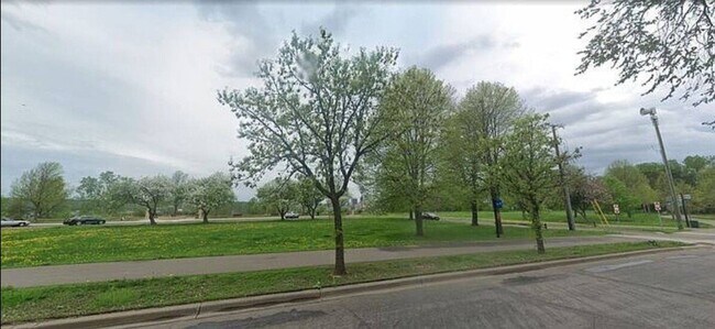 Foto del edificio - 196 Mounds Blvd