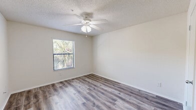 Interior Photo - Inlet Bay at Gateway