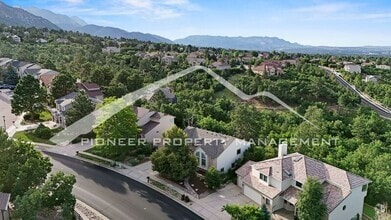 Building Photo - 5020 Broadmoor Bluffs Dr