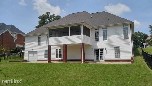 Building Photo - 8161 Rambling Rose Dr