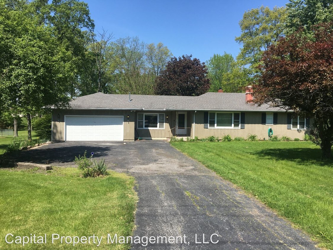 Primary Photo - 224 S Hadley Rd