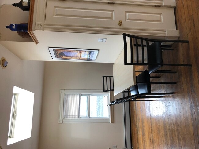 Building Photo - 72 Gore