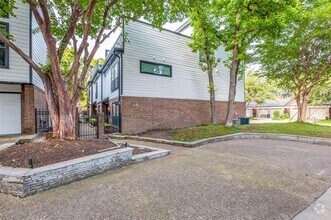 Building Photo - 4104 Wycliff Ave