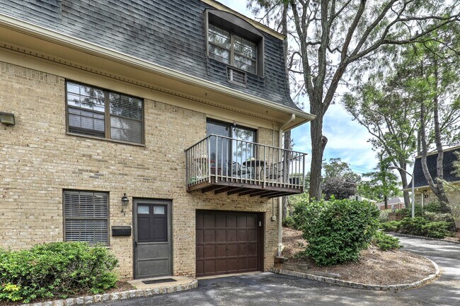 Foto del edificio - 768 Springfield Ave