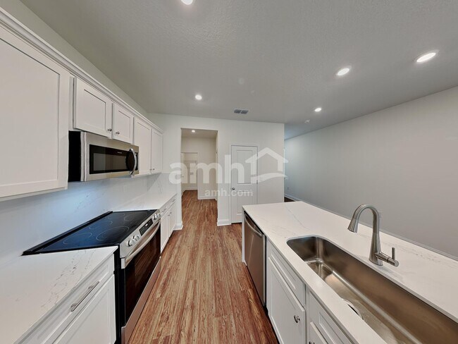 Foto del edificio - 264 Onate Cir