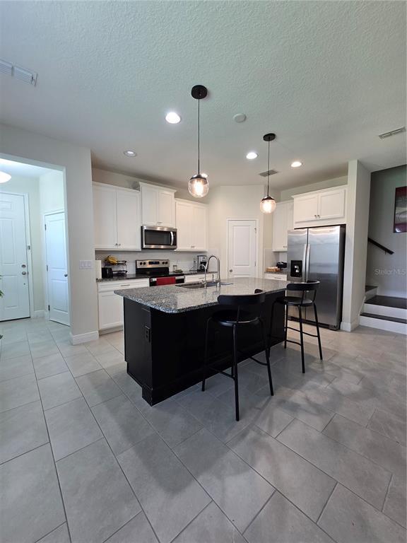 Building Photo - 14162 Damselfly Dr