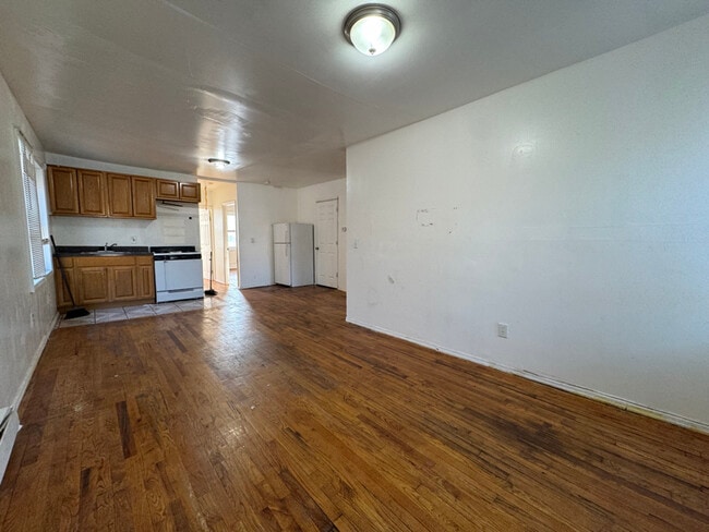 Photo - 106-10 Ruscoe St Apartment