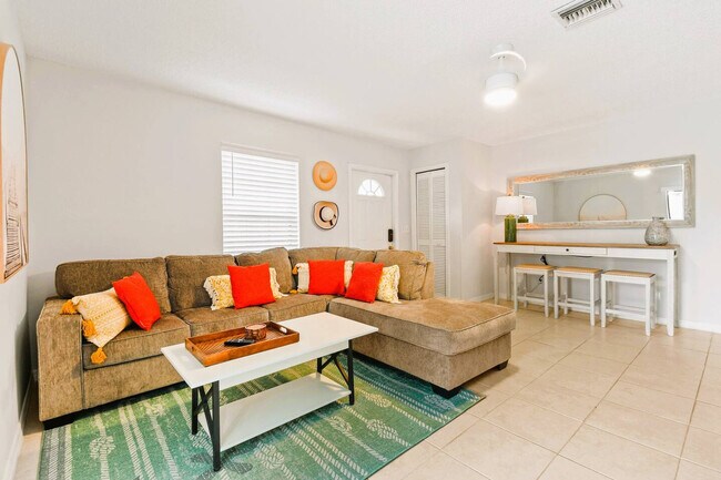 Foto del edificio - 9126 E Highland Pines Blvd