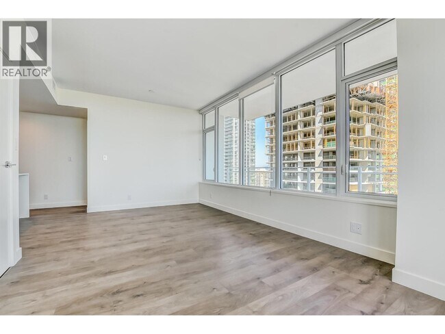 Photo du bâtiment - 5051 Imperial St