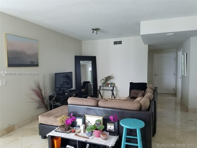 Foto del edificio - 1250 S Miami Ave