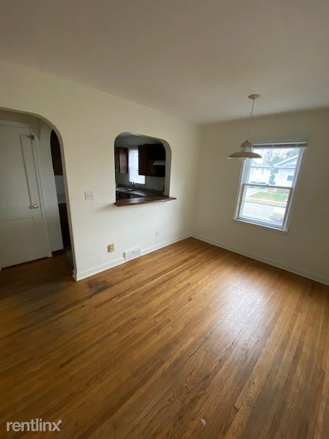 Building Photo - 3 br, 1 bath House - 820 12th Ave N 3-Bedr...