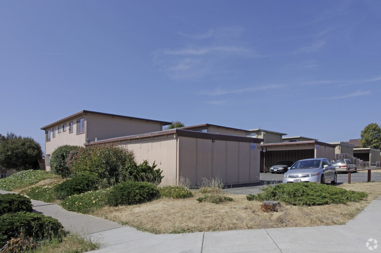 Primary Photo - 311 Hayes St