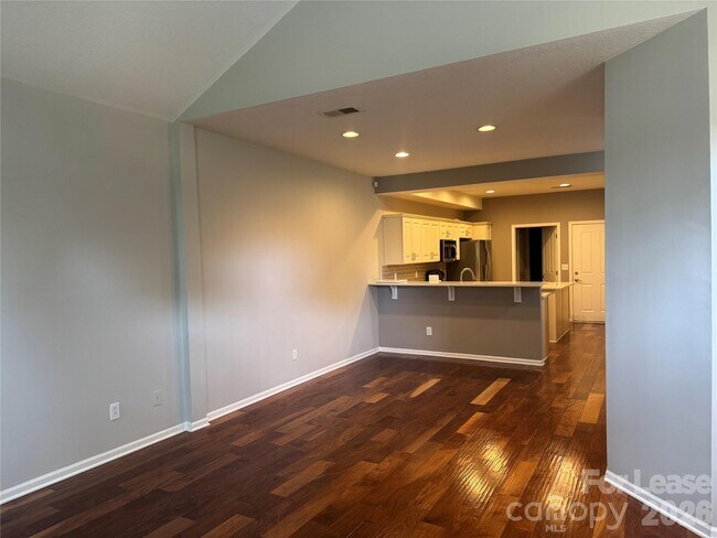 Building Photo - 2416 Coltsview Ln
