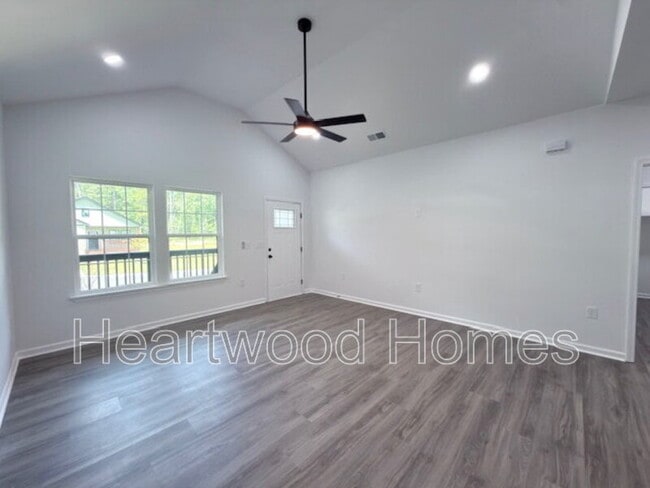 Building Photo - 212 Lincolnshire Blvd