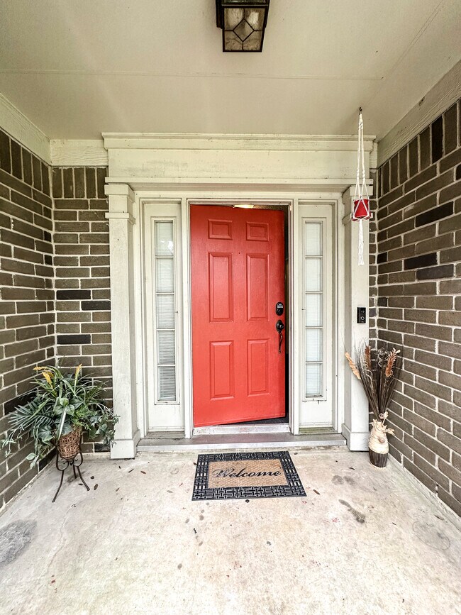 Foto del edificio - 3909 Greenwood Dr