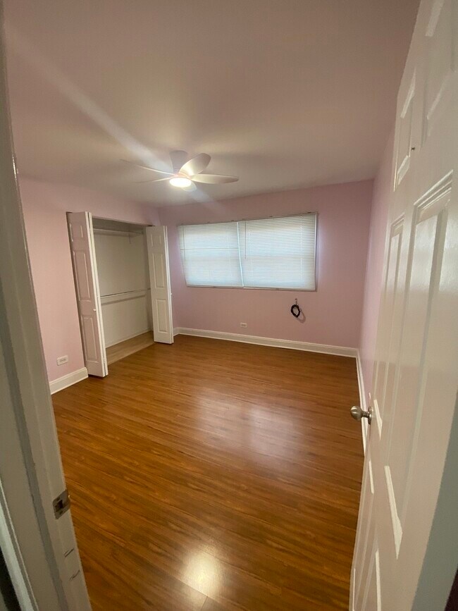 Foto del edificio - 9708 Nottingham Ave