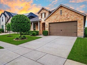 Building Photo - 1535 Calcot Ln