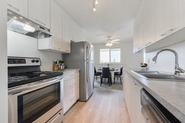 Building Photo - Cambrian Place