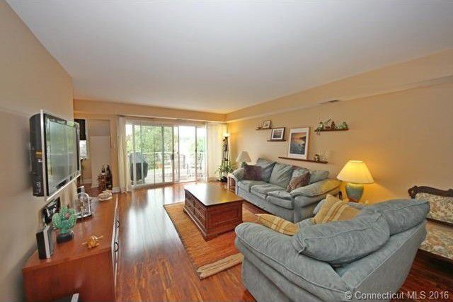 Building Photo - 1135 Windward Rd