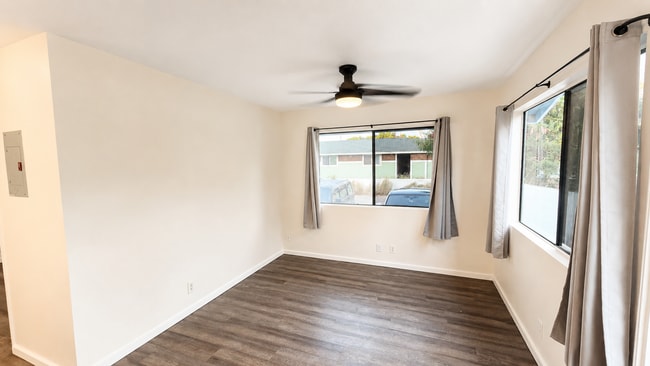 Building Photo - Great Kihei Location, close to Kalama And Cove Park, Surf, Beach