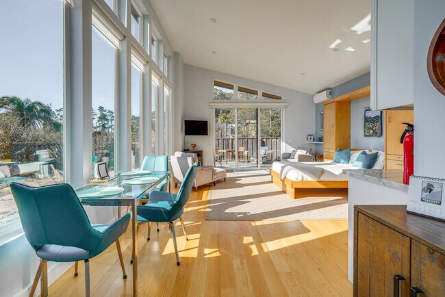 Foto del edificio - 157 Avenue Portola-SI ID1546001P