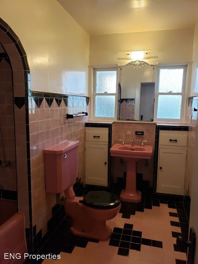 Foto del edificio - 2 br, 1 bath House - 4241 Arden Way