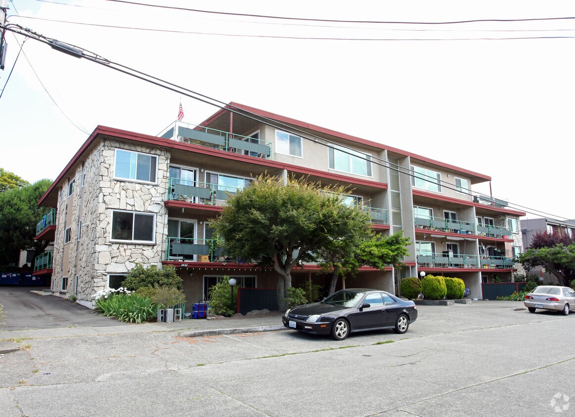1432 Calle 64 - Ballard 18