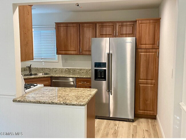Foto del edificio - 29125 Thousand Oaks Blvd