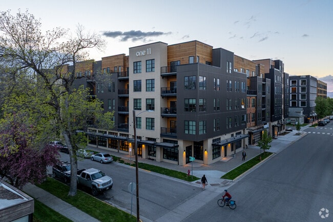 Building Photo - One 11 Lofts